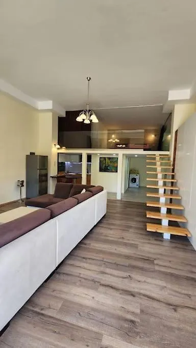 Debis' Downtown Sanctuary Apartment Tirana